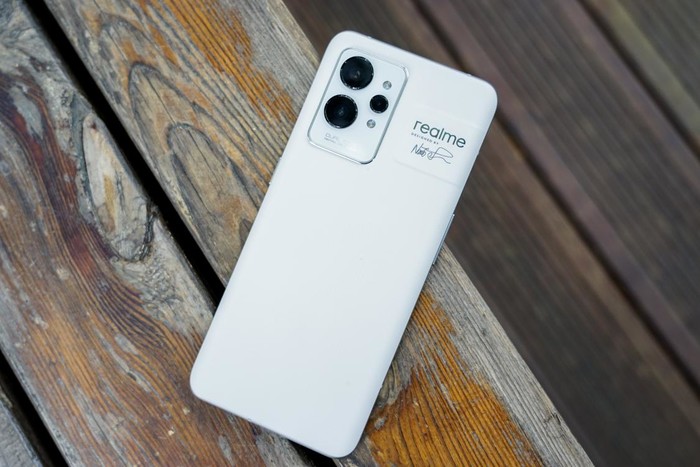 体验过这三台手机后，一天一充其实真的不难