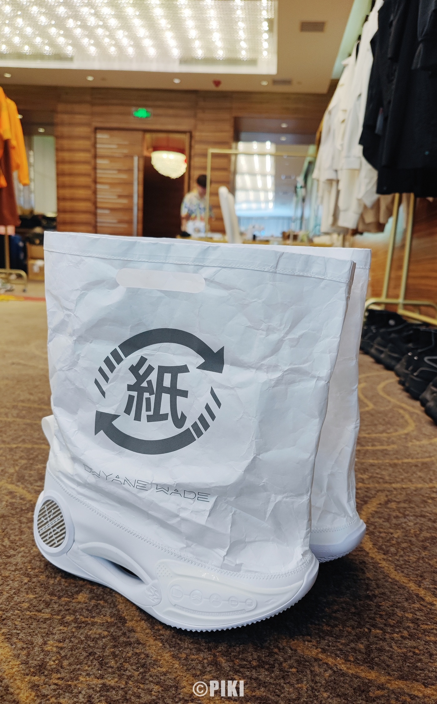 李宁又去走秀了！韦德9代休闲版曝光，烈骏6代来袭，产品很惊艳