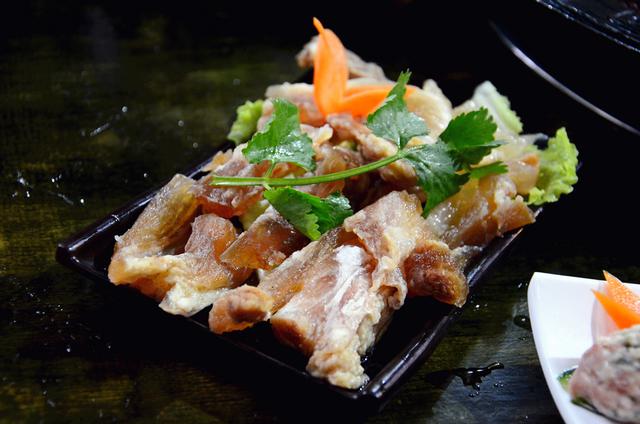 曹疯子老火锅，清新与麻辣的双重体验