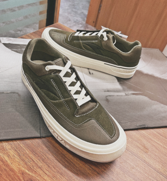 国产太帅了！拉塞尔专属鞋款用心了，安踏发力板鞋，米切尔4曝光