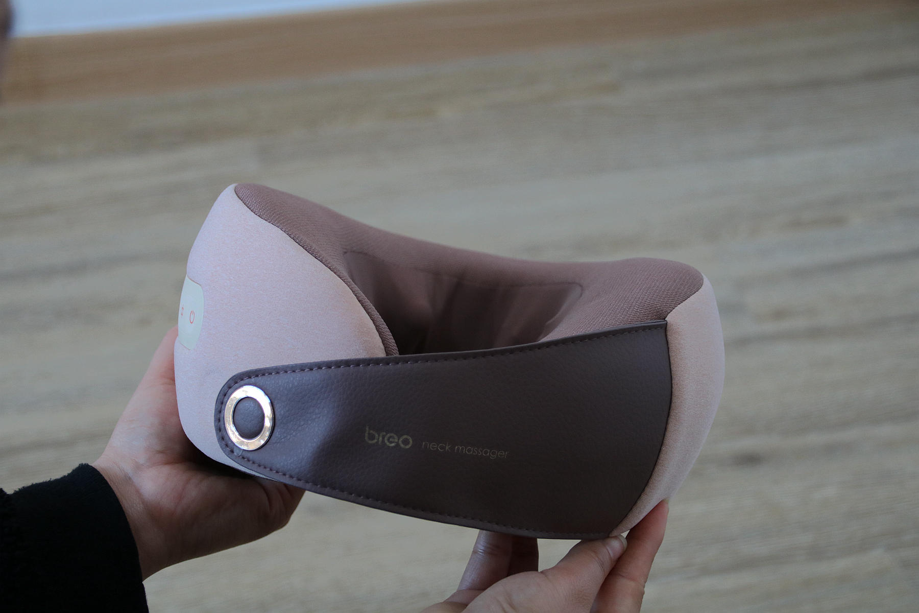 倍轻松NeckC2颈部按摩仪：告别脖子僵硬，让你的颈椎更健康