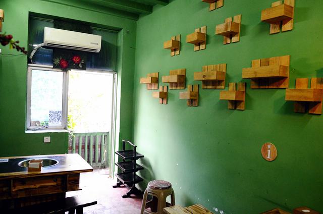 曹疯子老火锅，清新与麻辣的双重体验