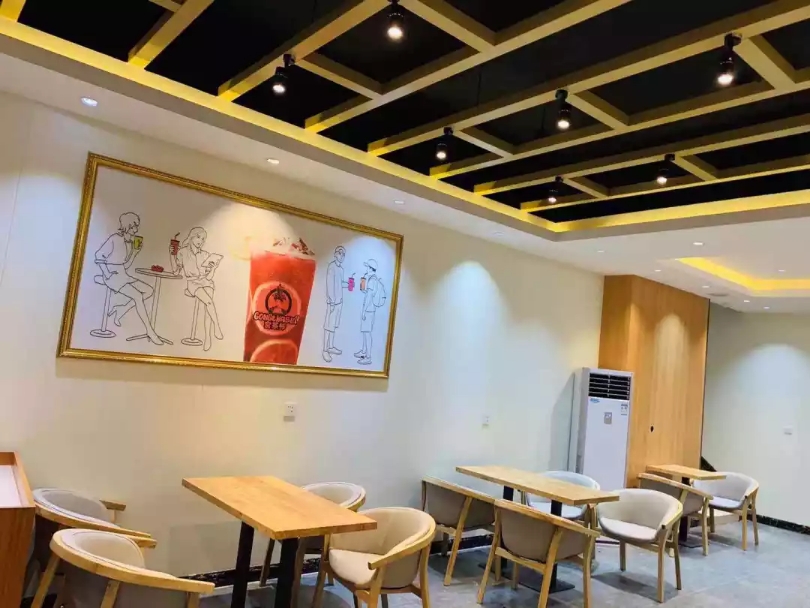 哪个奶茶加盟品牌价格适中性价比高，比较靠谱？