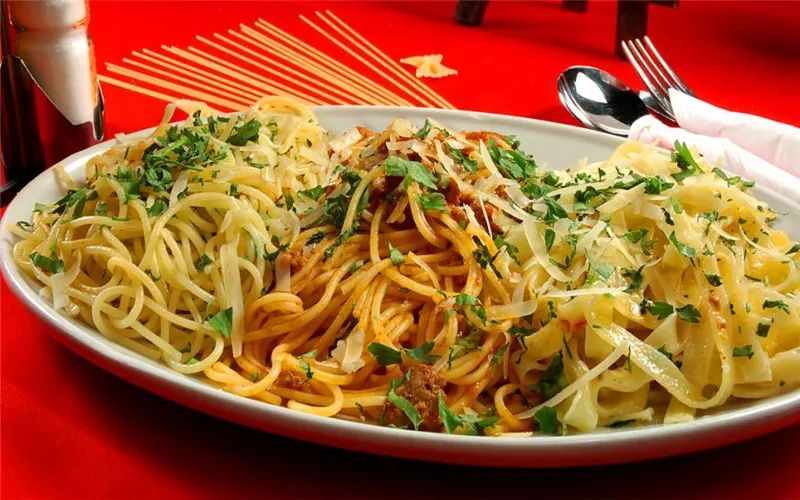 今年不准备打工了，城市里的小生意，有哪些能年入20万以上的？