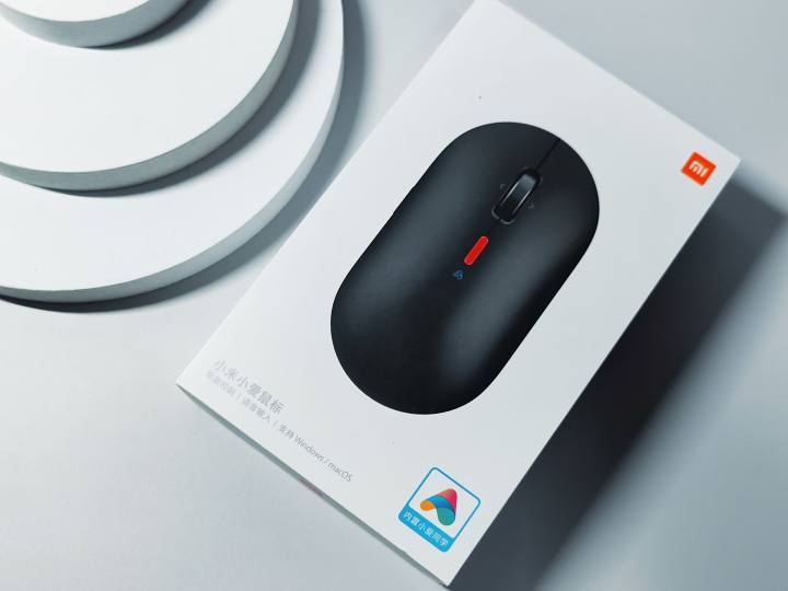 「小米小爱鼠标体验报告」是面向未来的鼠标吗？只能说有点意思