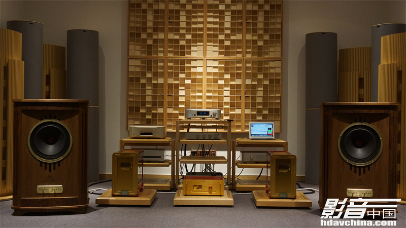 Esoteric目前唯一一台提供耳机口的流媒体播放机