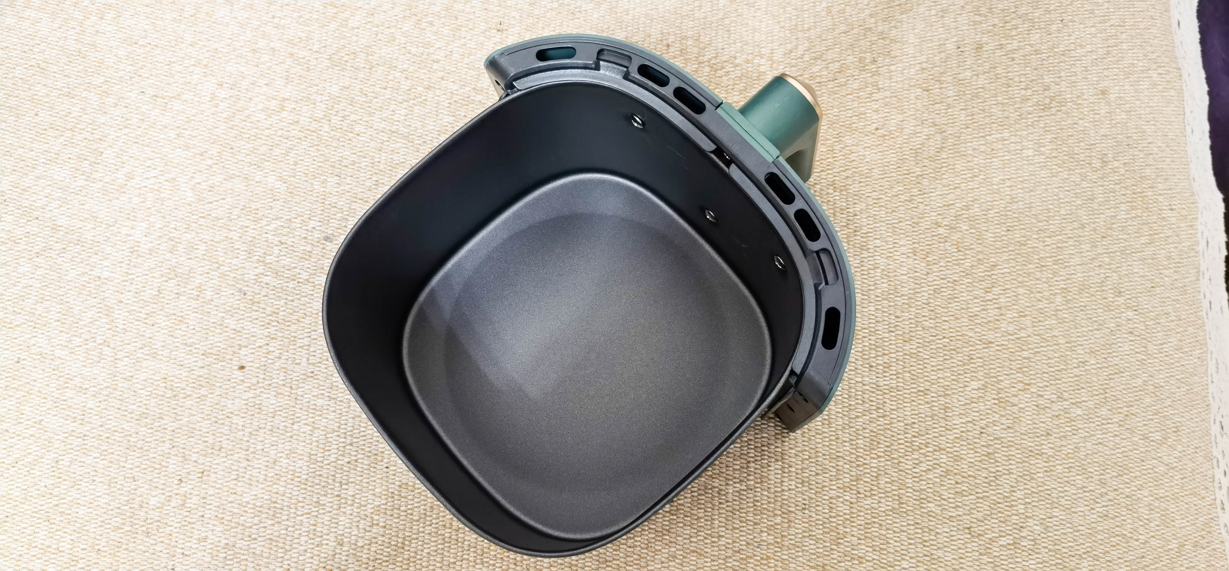 好看又好用，WIFI互联不太实用的美的空气炸锅