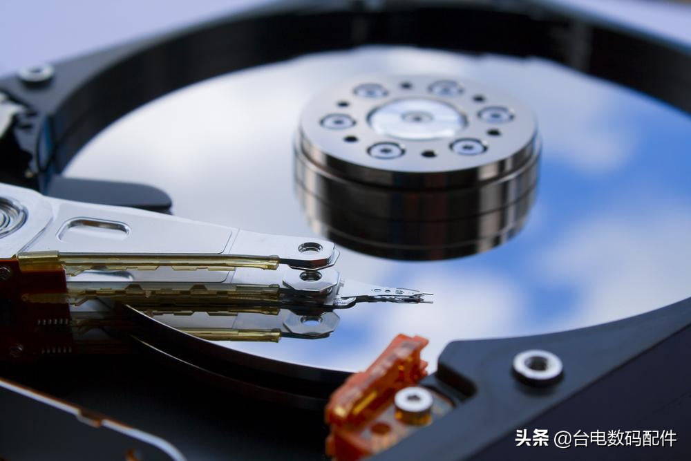 磁盘碎片是什么？固态硬盘需要碎片整理吗？