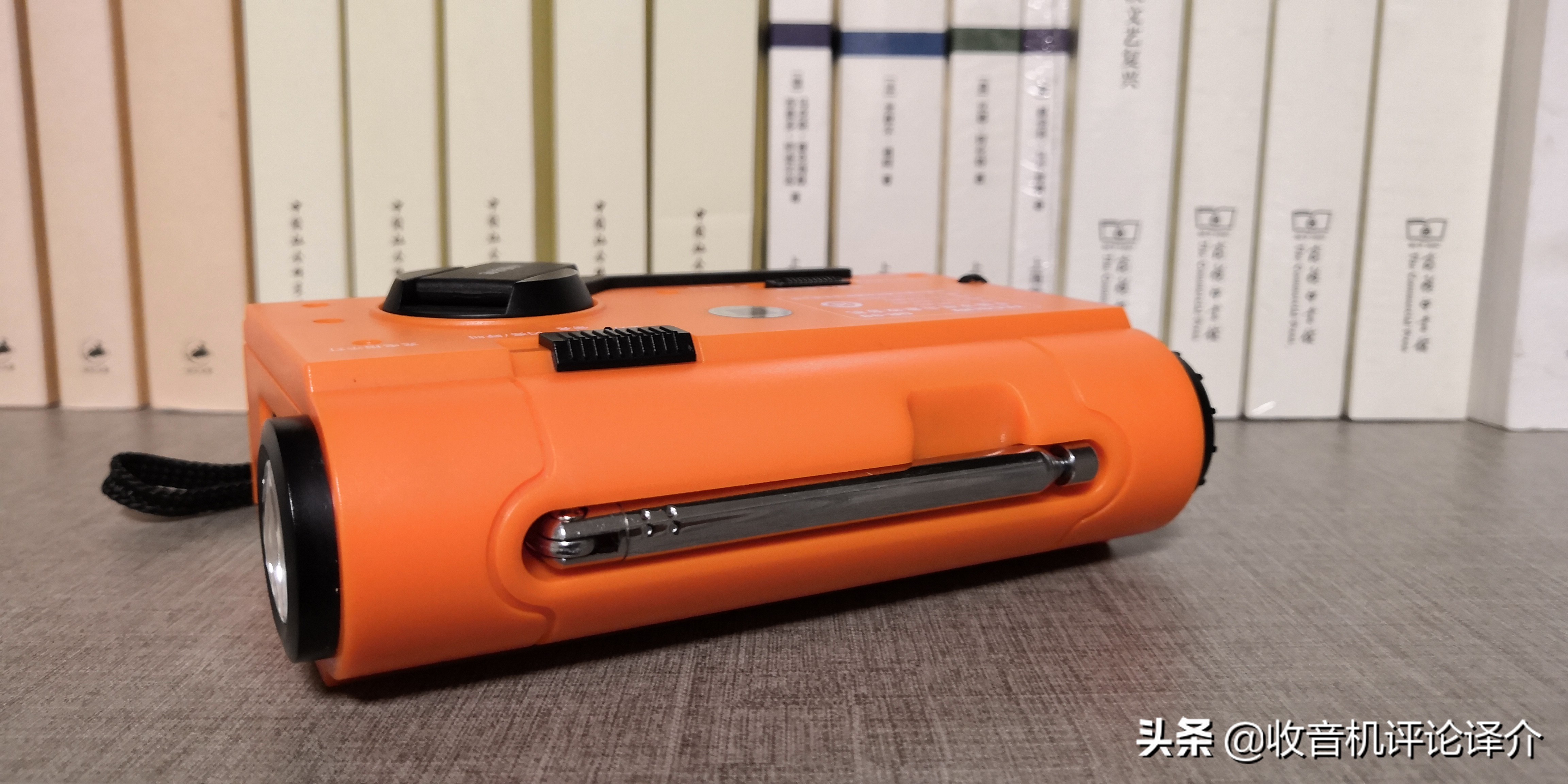机评译介原创：德生GR-99手摇发电应急收音机评测