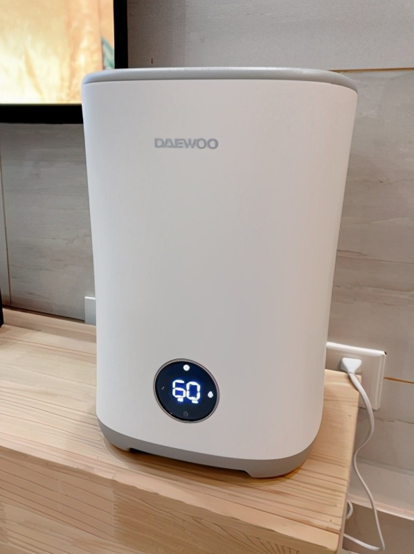 加湿器选购攻略：百元价位也不差，家庭主妇这样选