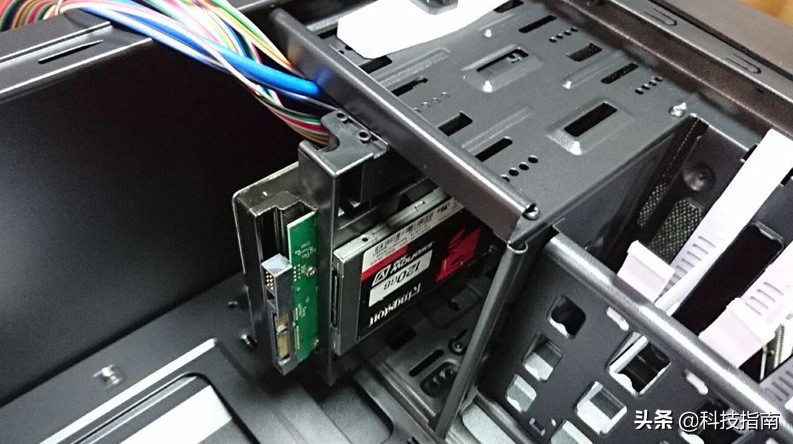 给电脑装系统，硬盘的主分区和逻辑分区要分清