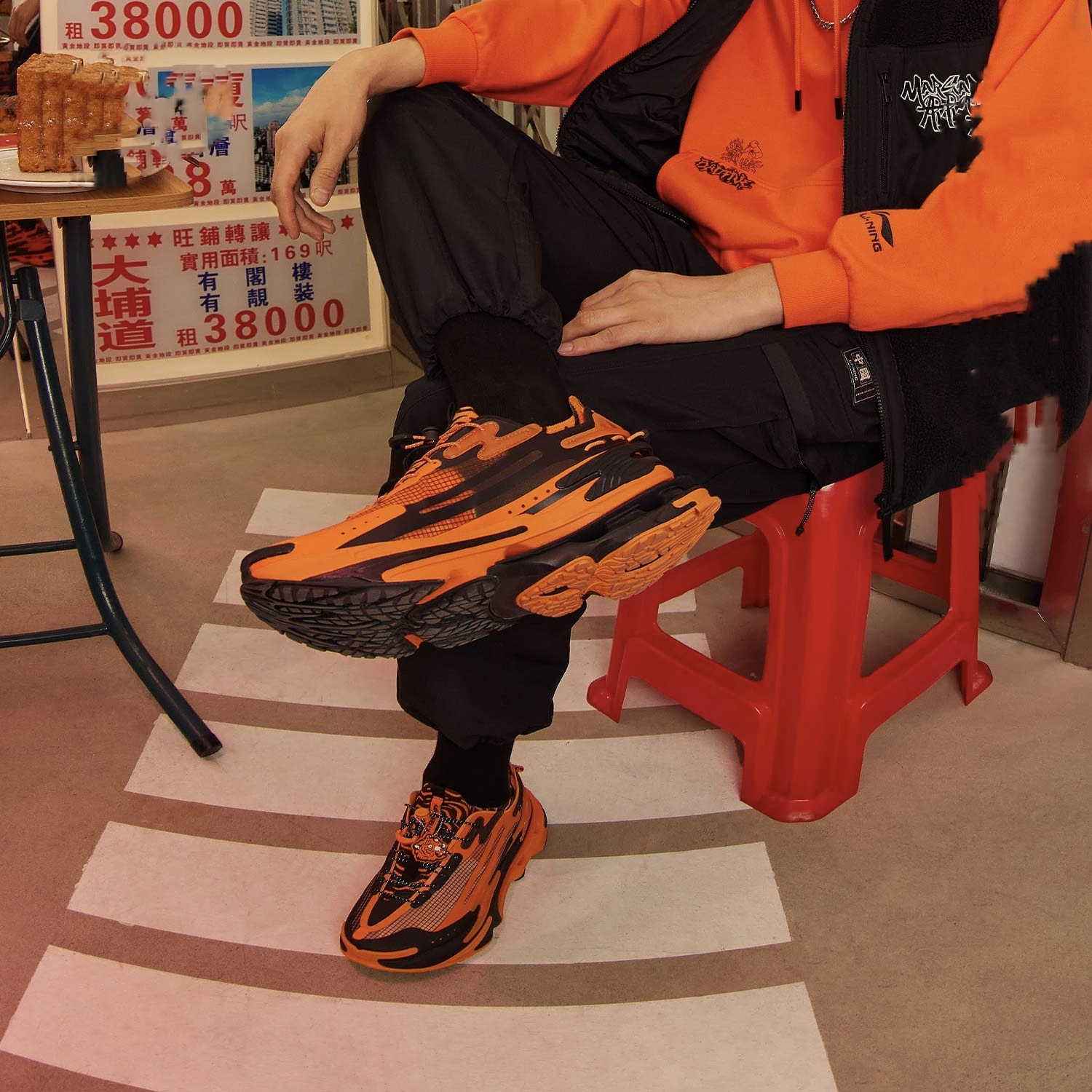 新品合集！李宁虎年鞋款超惊喜，安踏CNY产品素雅，PG6代没救了？