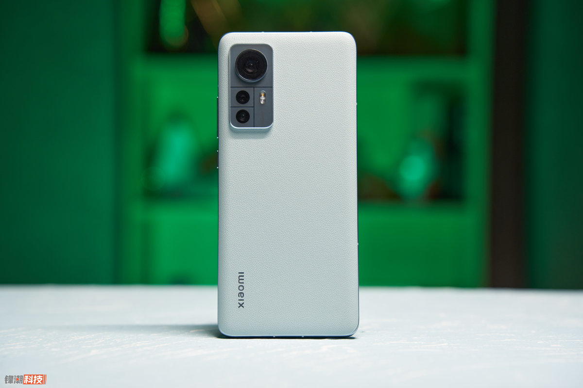 离真正的高端旗舰仅一步之遥，小米12上手评测