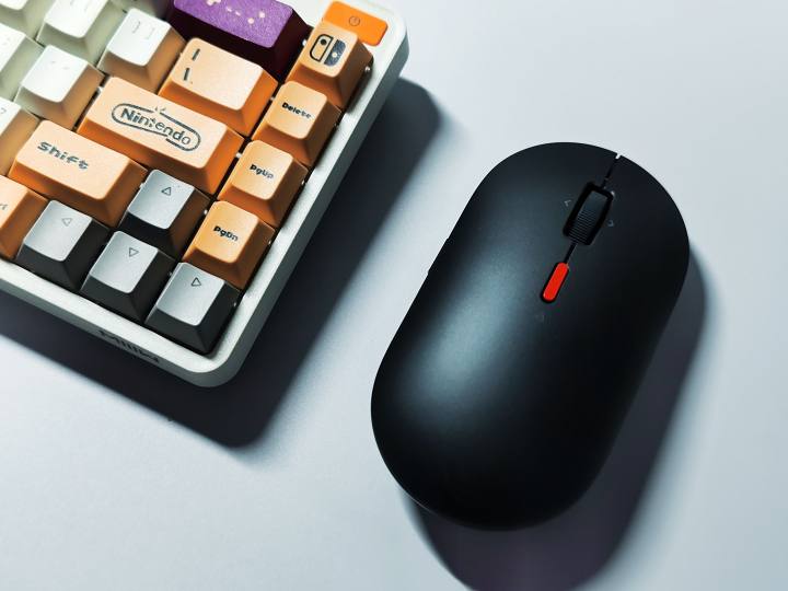 「小米小爱鼠标体验报告」是面向未来的鼠标吗？只能说有点意思