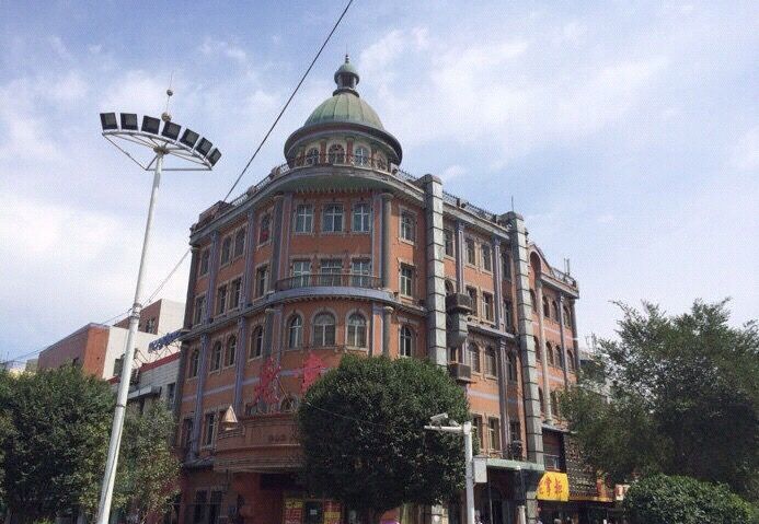 乌鲁木齐这几家餐厅，卤猪蹄香得过分了！