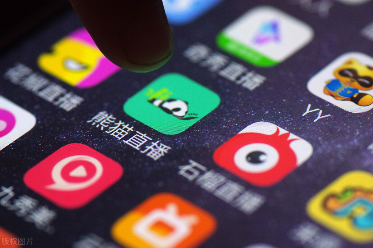 个人做抖音直播容易火，还是加入公会比较容易火呢？