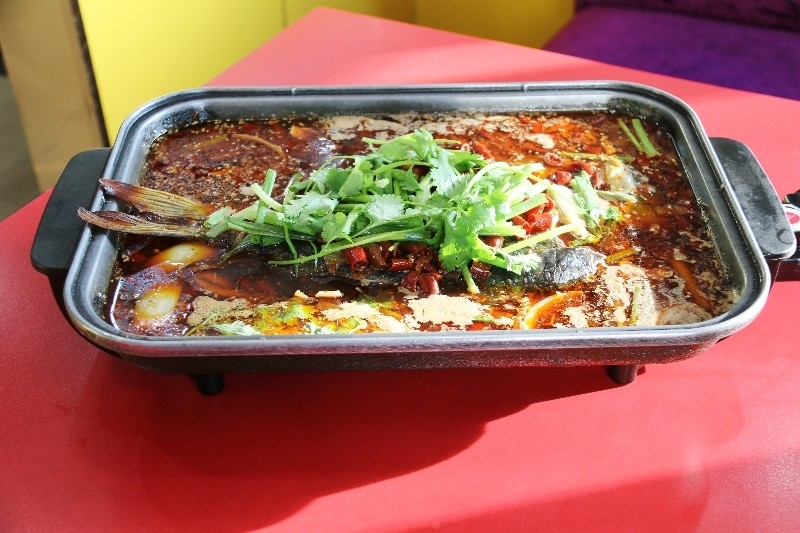 美食 | 小不点烧烤放大招啦！消费满就送 更有烤鱼免费刮！