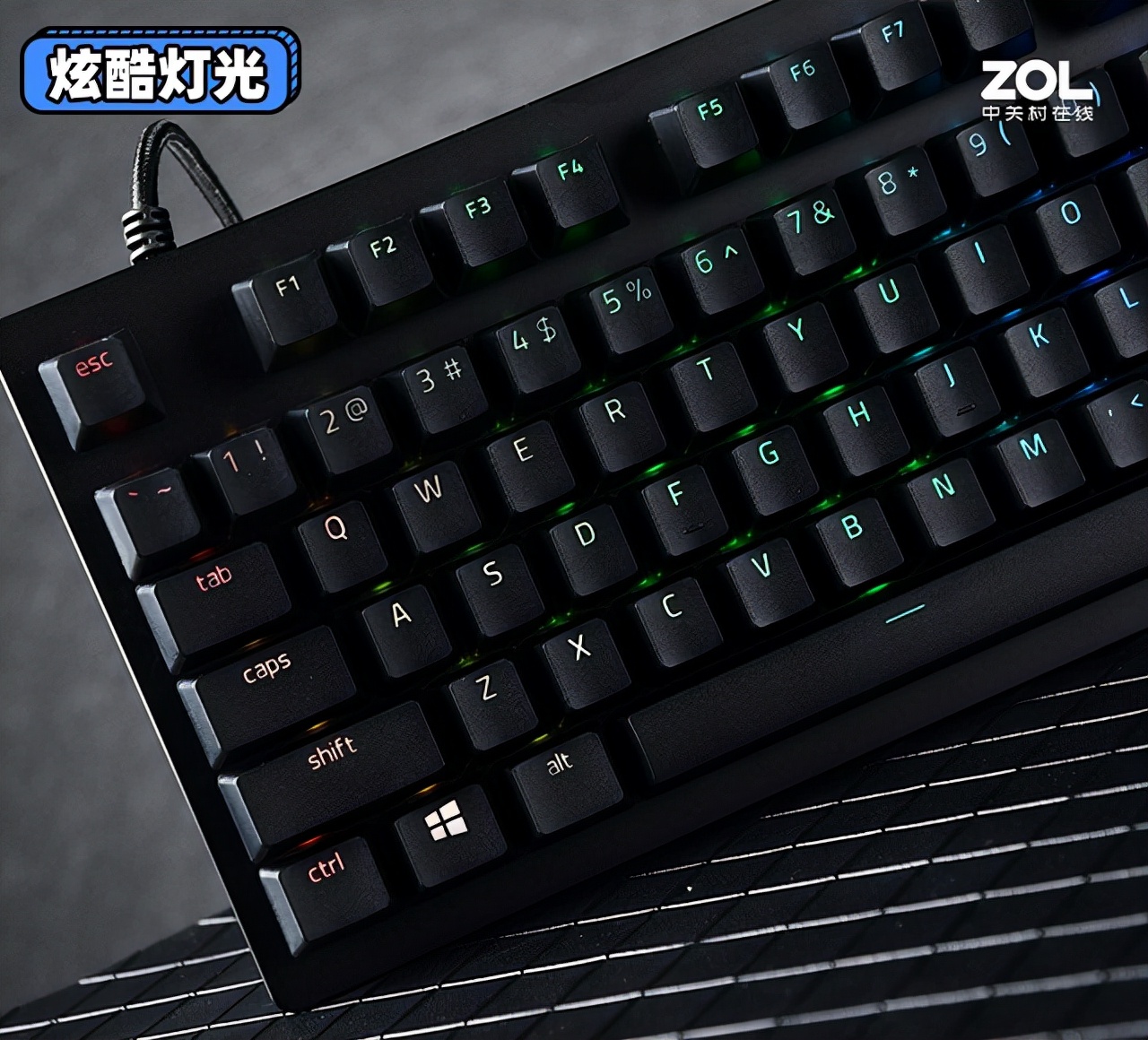 目前最“快”的键盘：雷蛇猎魂光蛛V2光轴机械键盘体验