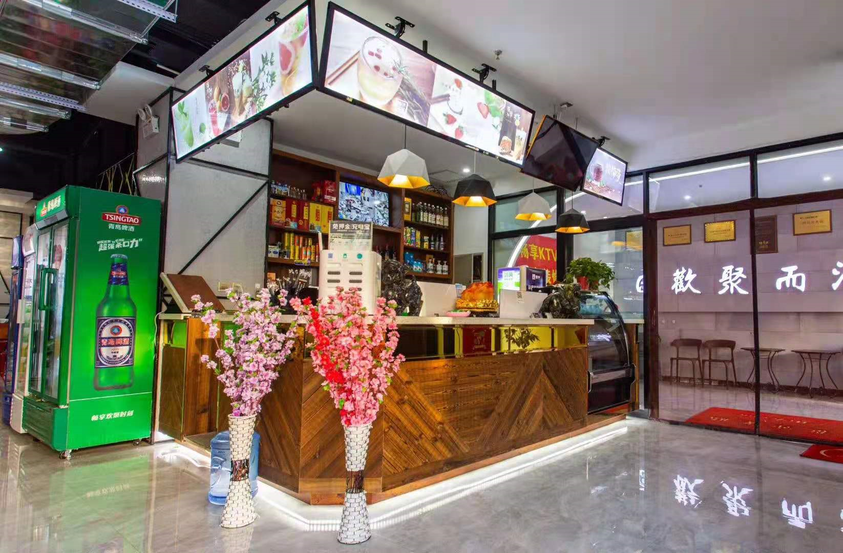 味蜀吾沸腾三国，一家因欢喜而沸腾的有态度潮牌火锅