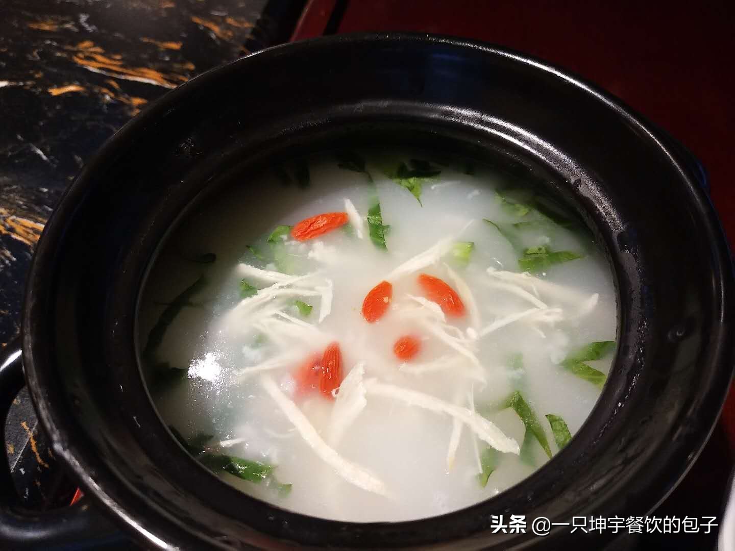 坤宇餐饮：营市胡同包子实力强