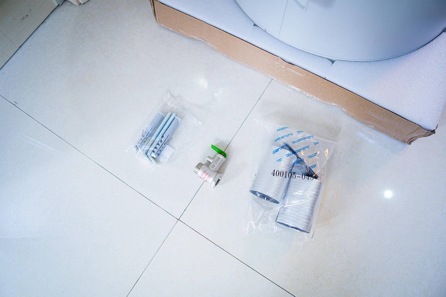 装电热水器不怕空间小？史密斯E60VDD-C电热水器使用详解