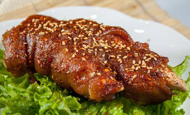 价值2000元的秘制烤猪蹄，香料配比及详细制作教程，建议收藏