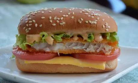 汉堡控们看过来，驻马店最好吃的汉堡都在这里了！