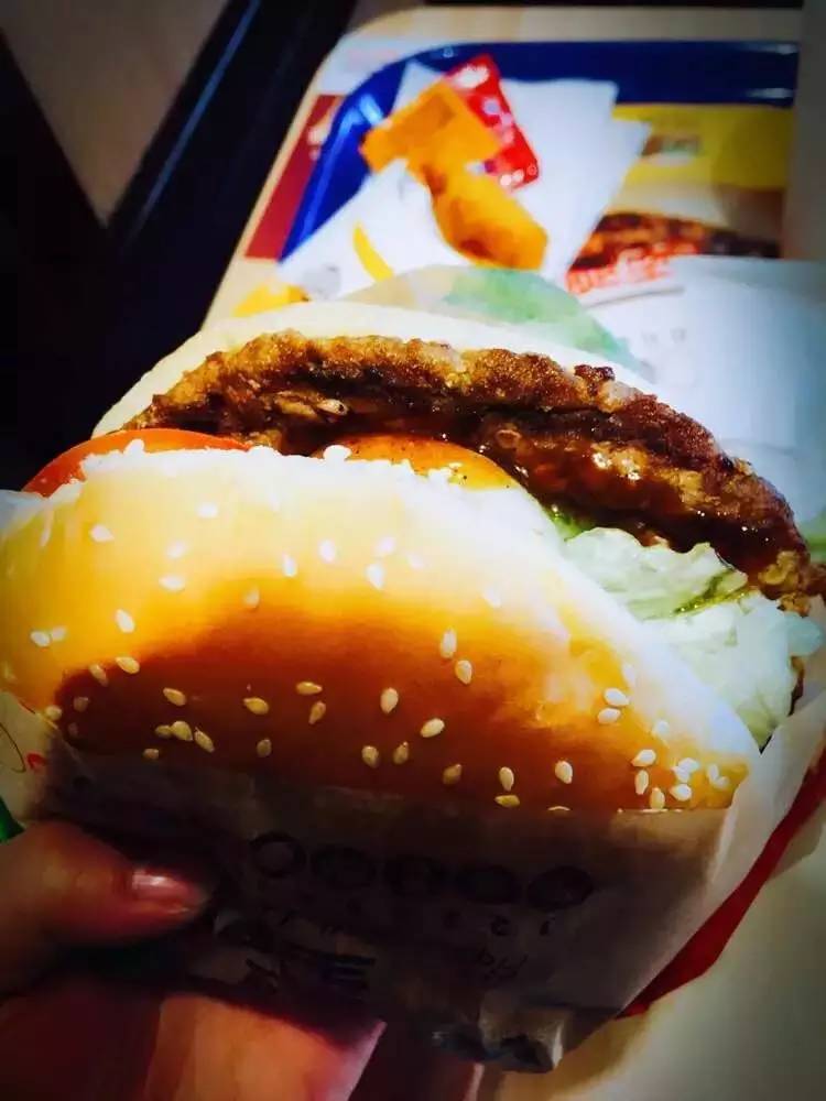 汉堡控们看过来，驻马店最好吃的汉堡都在这里了！