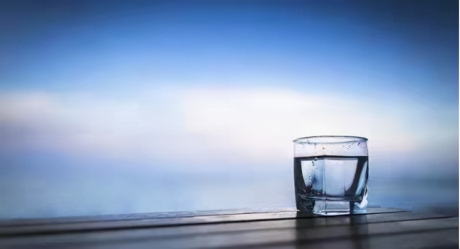 易开得净水器测评攻略：从此喝上了甘甜健康的安心水