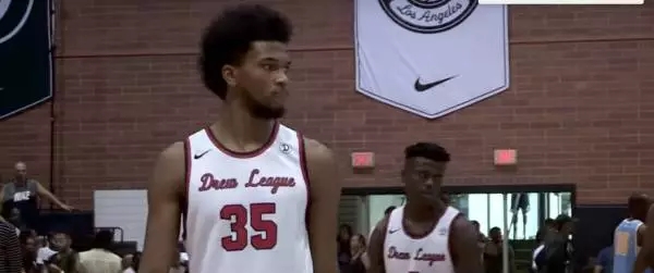 携手NBA推出全新战袍！Nike篮球终究还是杀回来了