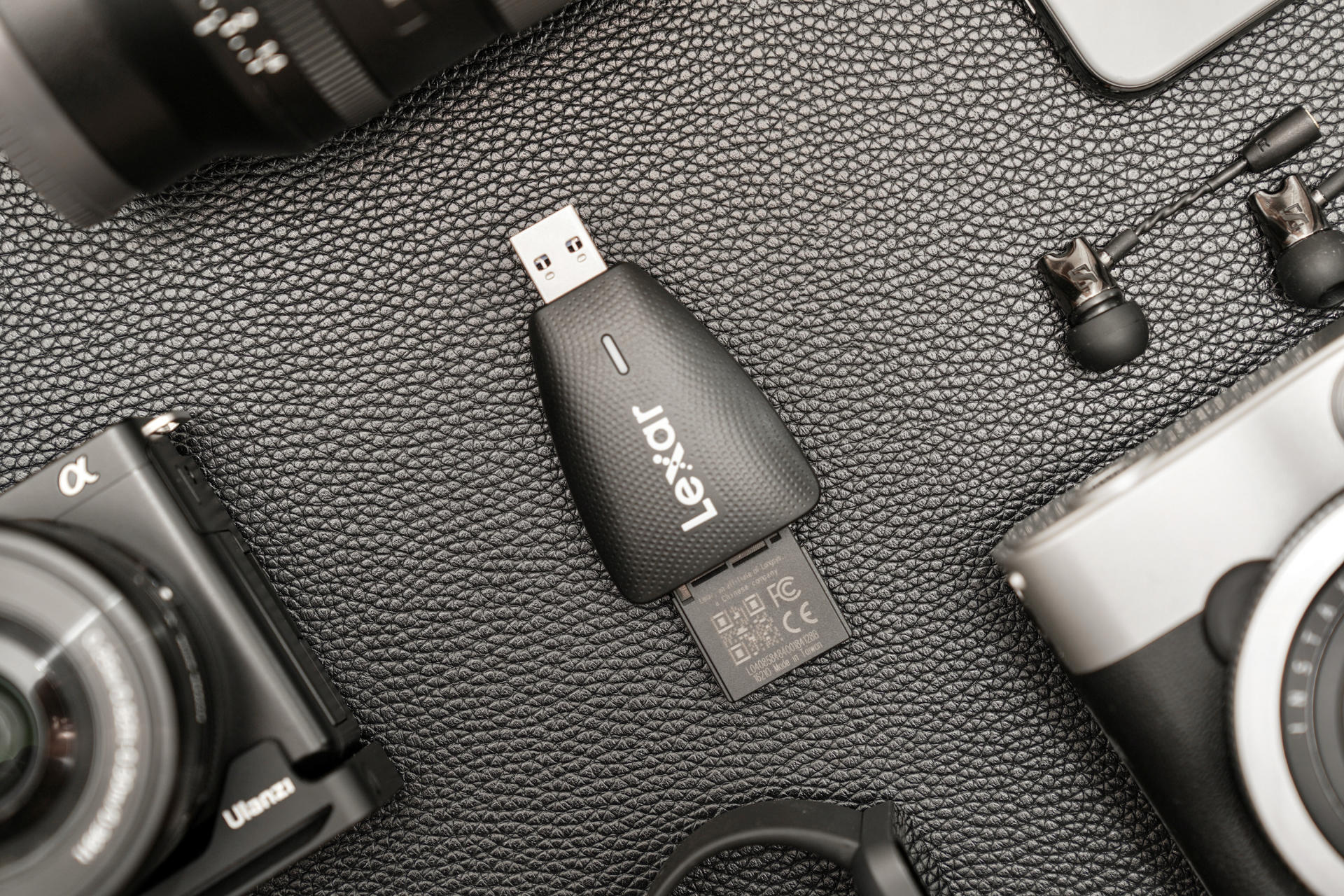 弯道超车？Lexar雷克沙1667X Pro SD卡实测：单反新选择