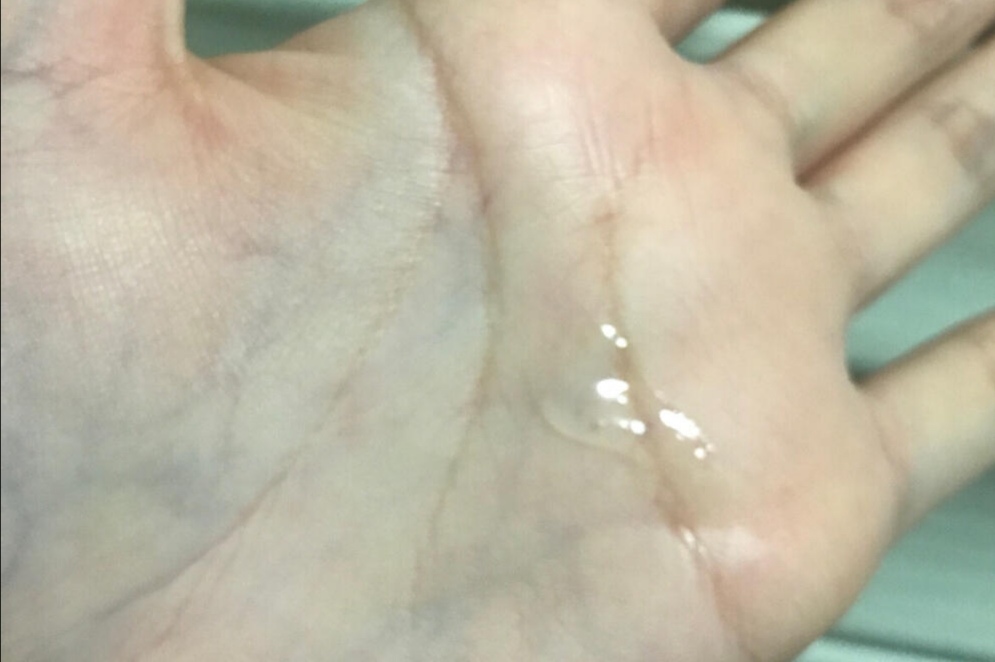 潘婷4款洗发水分析：基础款适合全家用，净油水润系列控油效果好