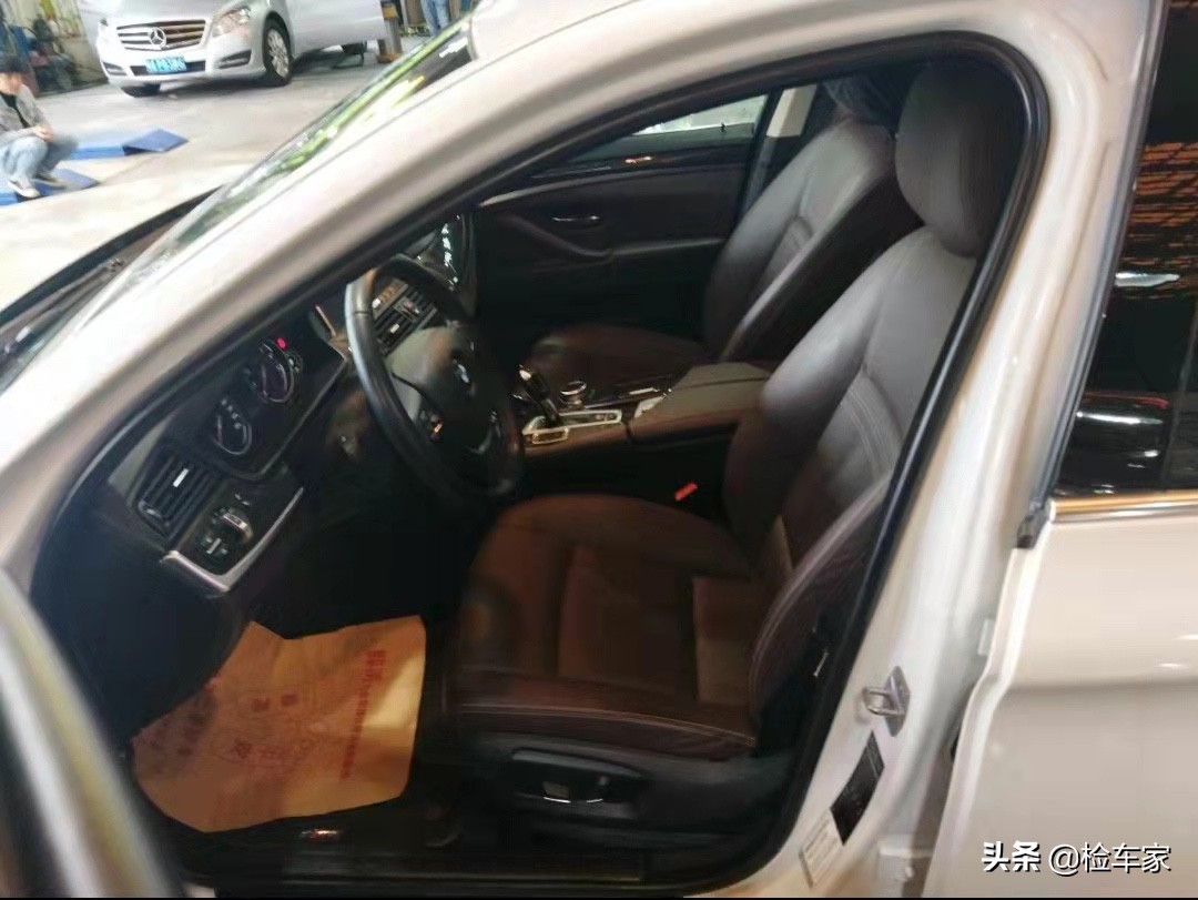 25万买辆宝马5系，检车师：这车况买到了就是赚