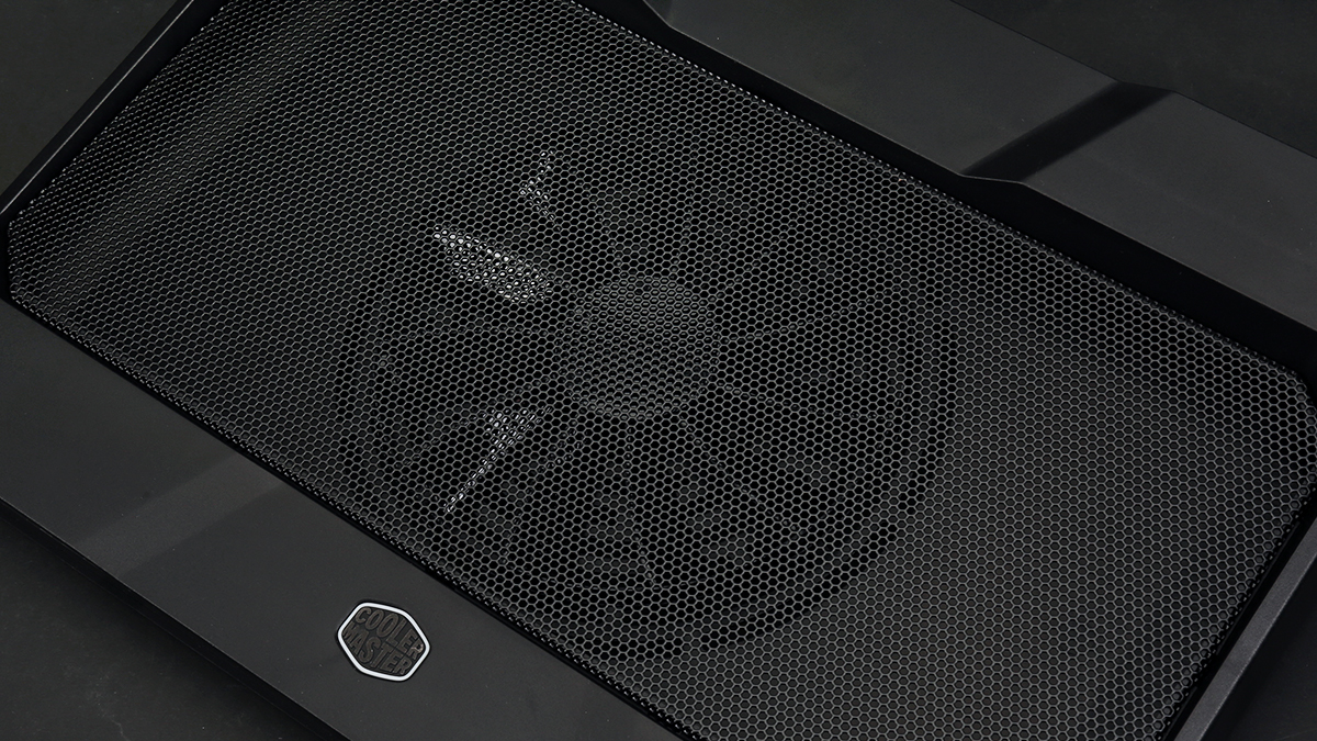 酷冷至尊X150R酷炫版笔记本散热器简评：辅助散热小能手