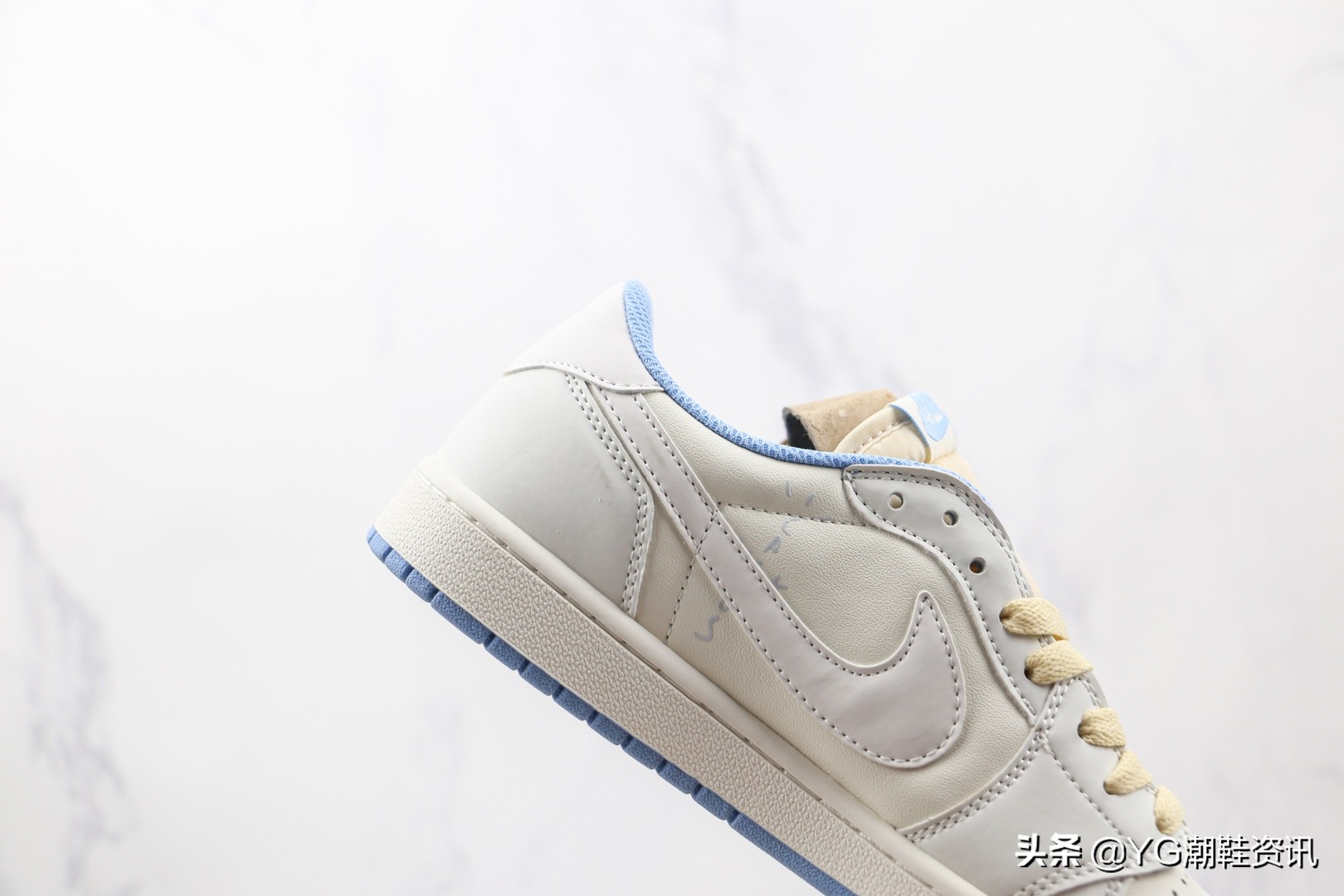乔丹Air Jordan 1 Low三方联名款低帮AJ1倒勾米白蓝色热成像板鞋