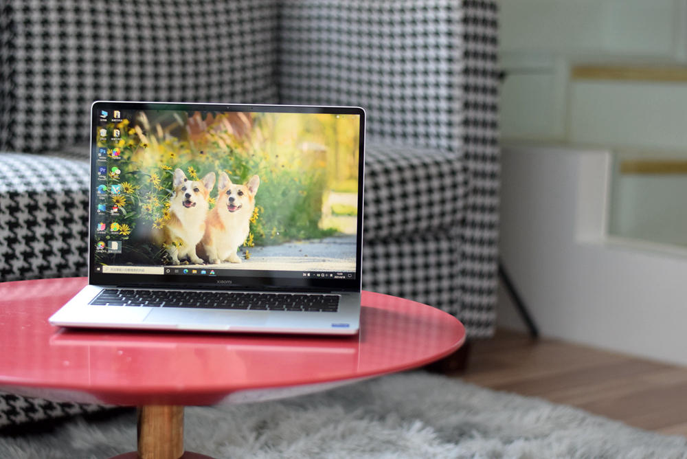 有优点也有不足，全新小米笔记本Pro14评测，屏幕外竟然还有看点