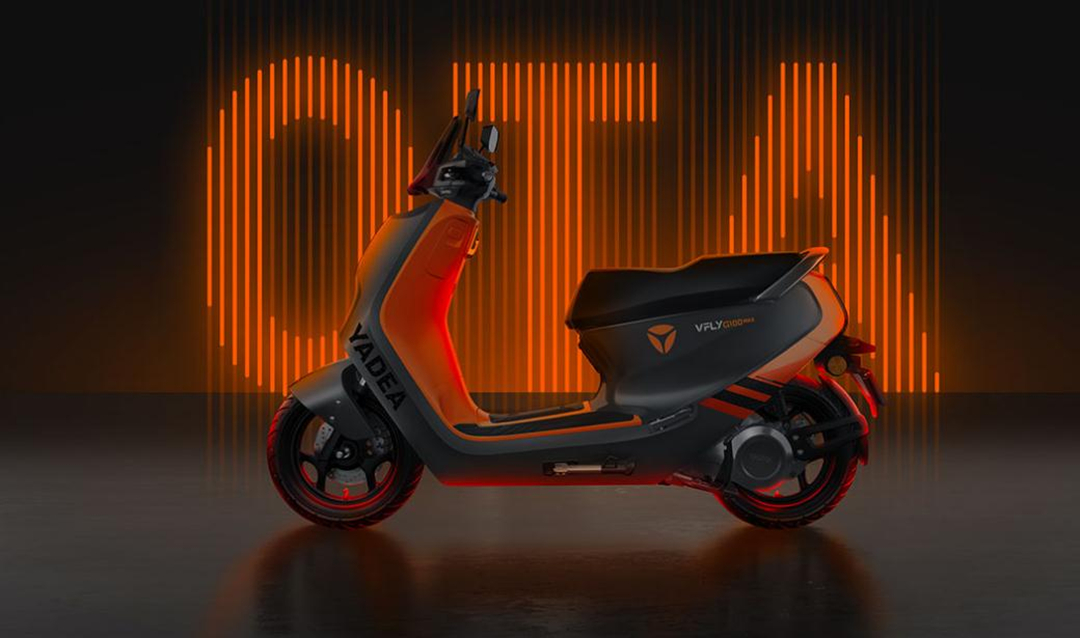 雅迪G100PRO高速电摩评测：搭载2400W轮毂电机，时速可达70km/h