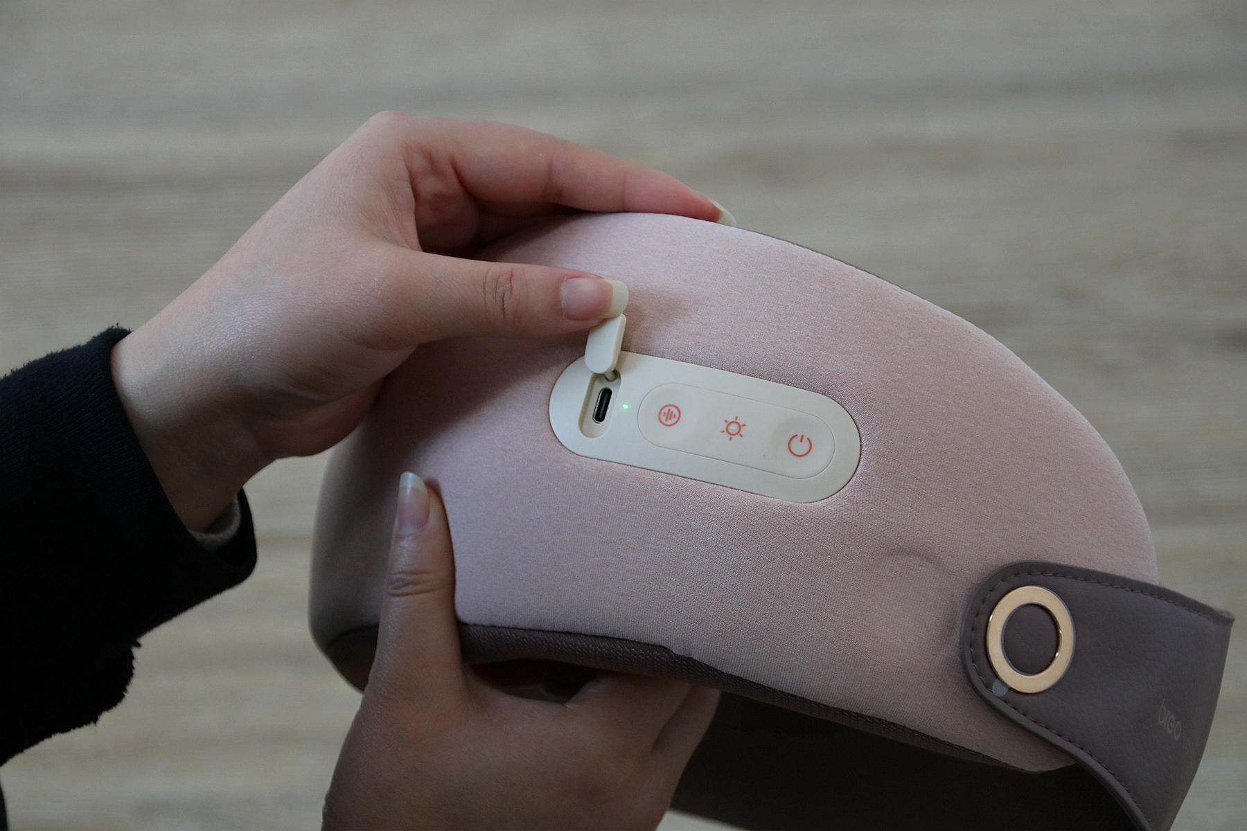 倍轻松NeckC2颈部按摩仪：告别脖子僵硬，让你的颈椎更健康