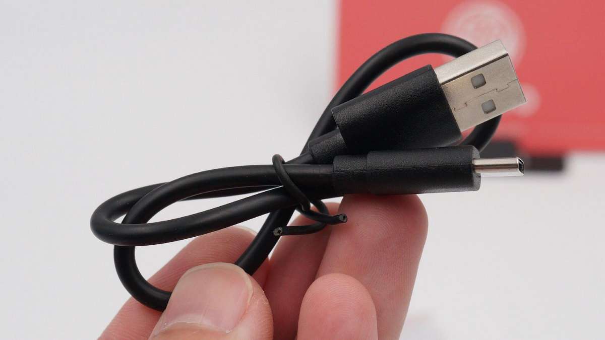 拆解报告：Motorola摩托罗拉 MOTO BUDS 120真无线耳机