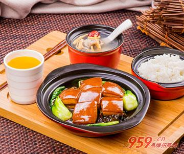 砂锅饭加盟哪家好?携手阿宏砂锅饭赚钱不难