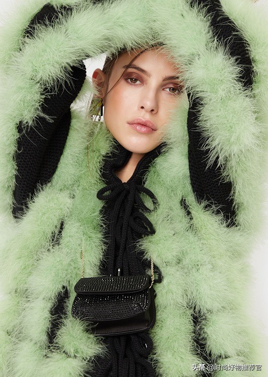 Armani新包 | 浪漫丁香紫、科幻镜面银、黑粉迷彩图案