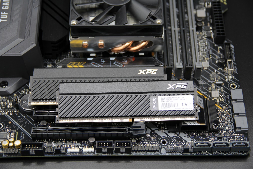 内存降价了？看看威刚XPG威龙D45 DDR4 3600MHz高频内存：真香