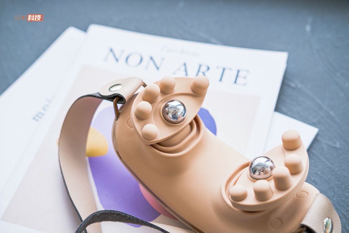 倍轻松iNeck M2颈部按摩器体验：能够随身携带的按摩师