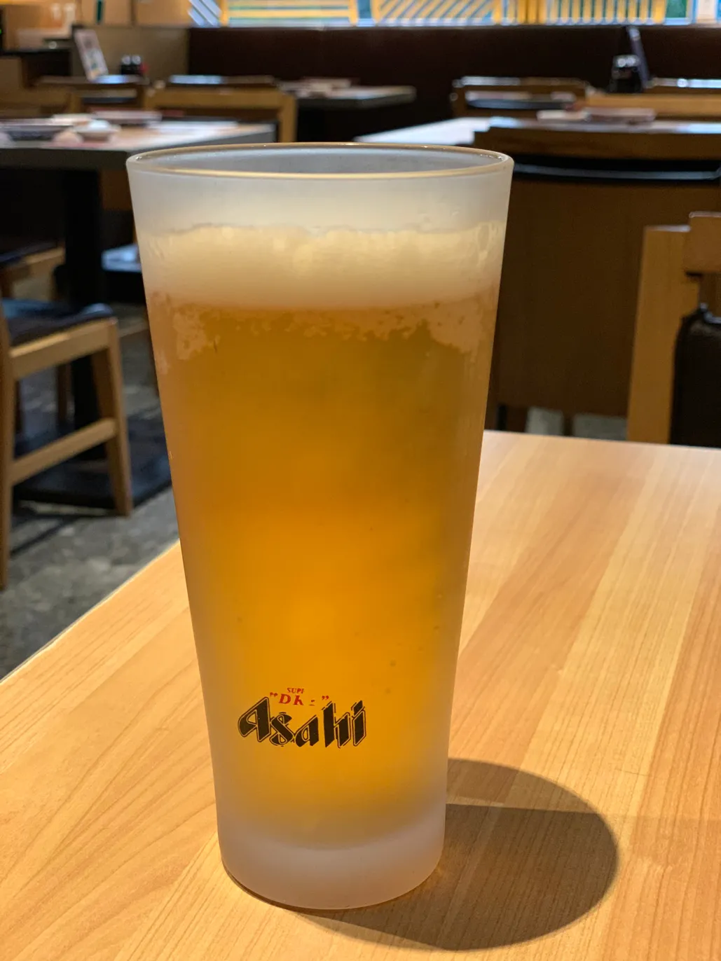 新鲜空运的海鲜刺身“香港板长寿司”