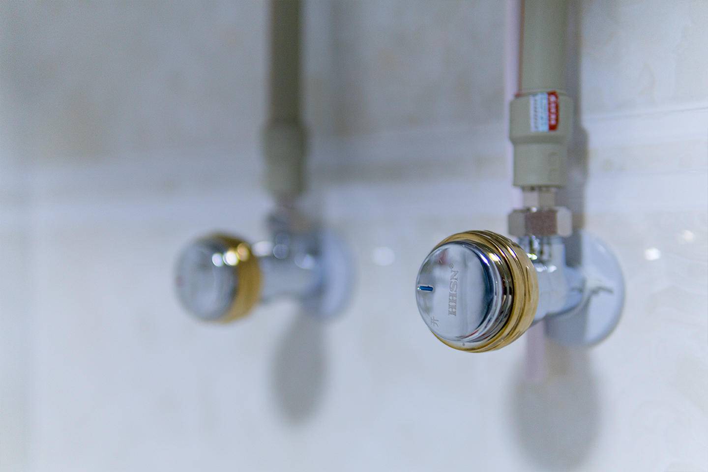 装电热水器不怕空间小？史密斯E60VDD-C电热水器使用详解