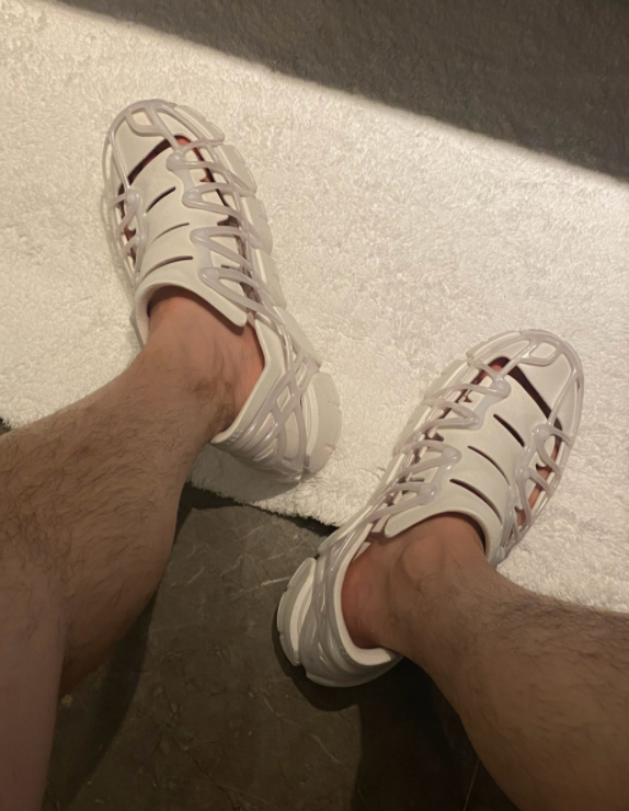 李宁又去走秀了！韦德9代休闲版曝光，烈骏6代来袭，产品很惊艳