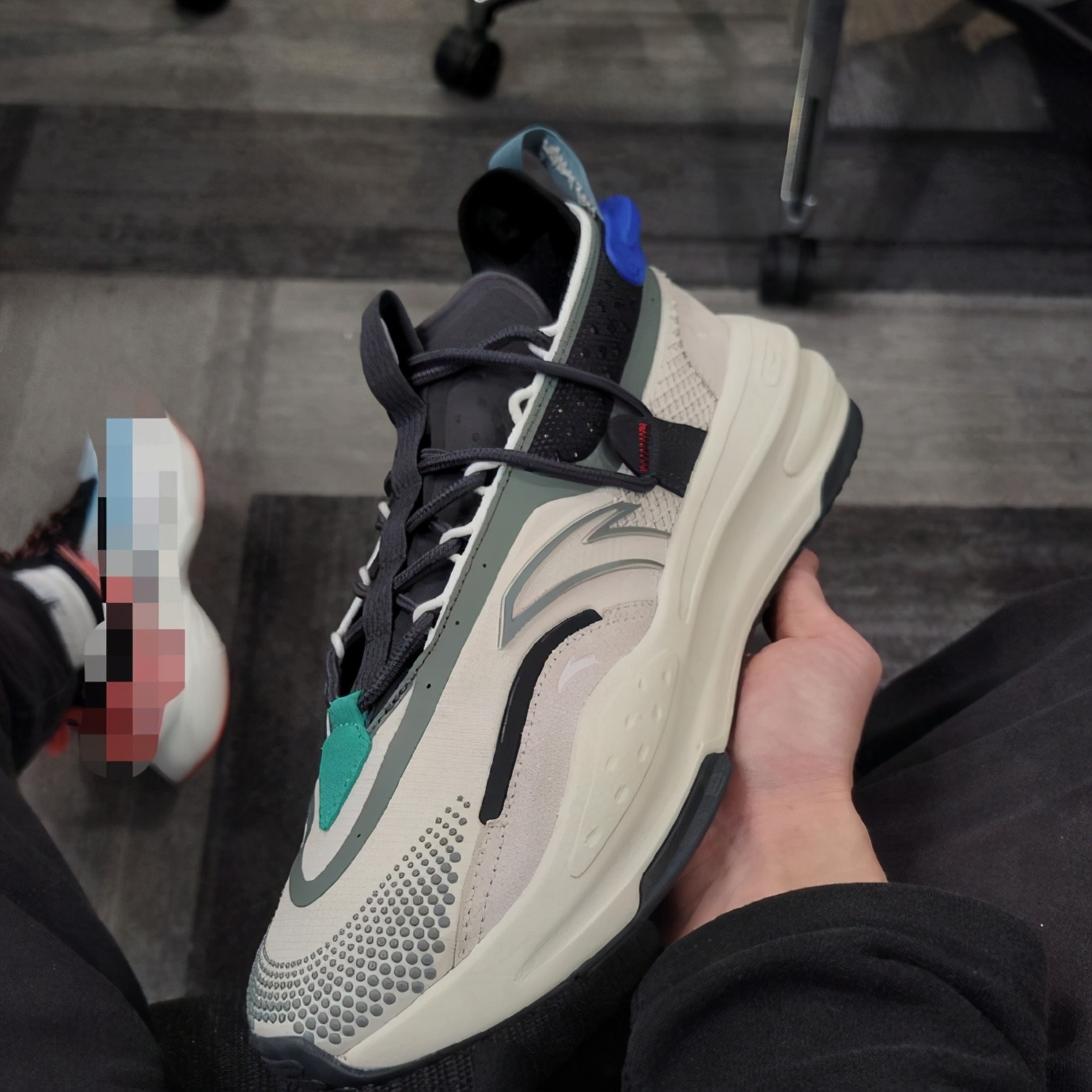 安踏有点意思！多款休闲鞋颜值高，新篮球鞋霸气侧漏，设计有提高