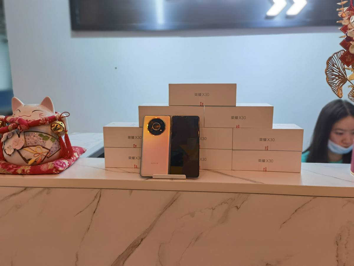 大内存+大屏幕+长续航，荣耀X30成为更多人新年首选机型