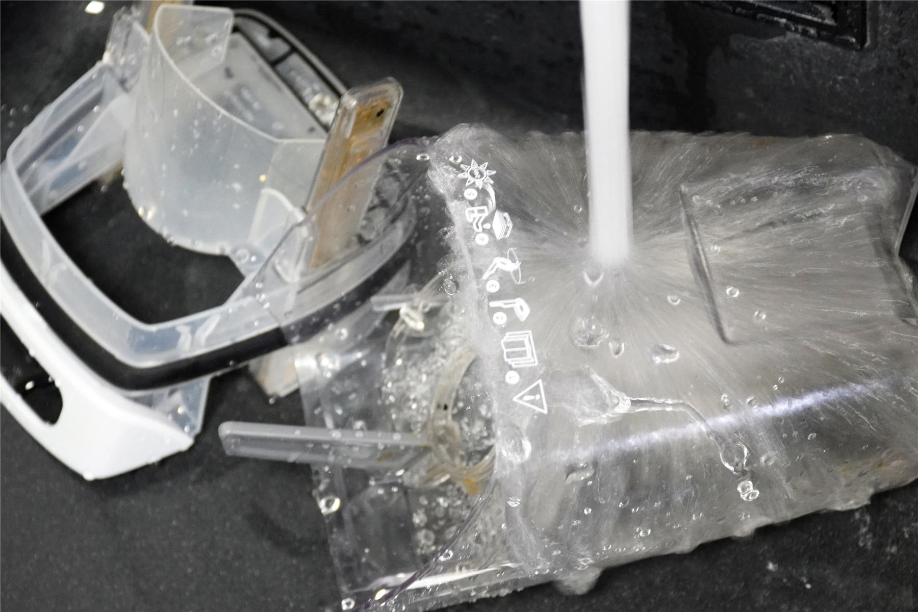 家里再多客人都不怕，因为我有它——必胜洗地机实用测评