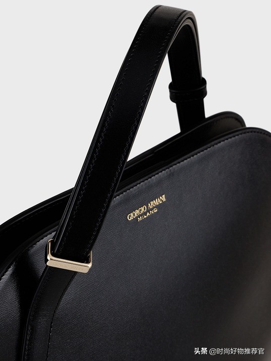 Armani新包 | 浪漫丁香紫、科幻镜面银、黑粉迷彩图案